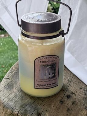(24.5oz) Old Virginia Candle Company Fresh Linen/ Elegant Silk/ Soft Cotton New